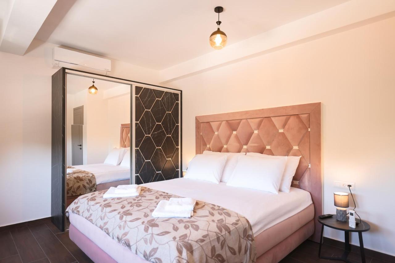 Rhapsody In Green - Luxury Villa In Zadar Crno Eksteriør billede