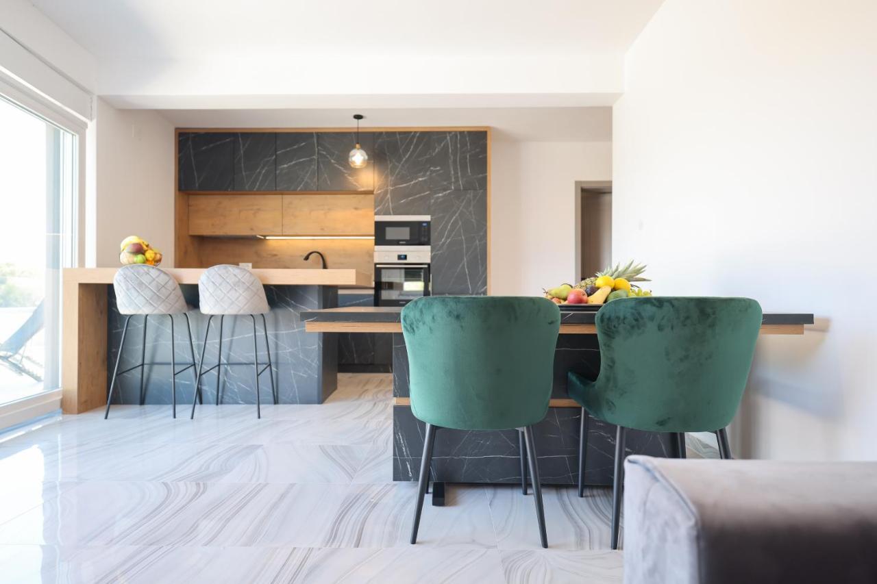 Rhapsody In Green - Luxury Villa In Zadar Crno Eksteriør billede
