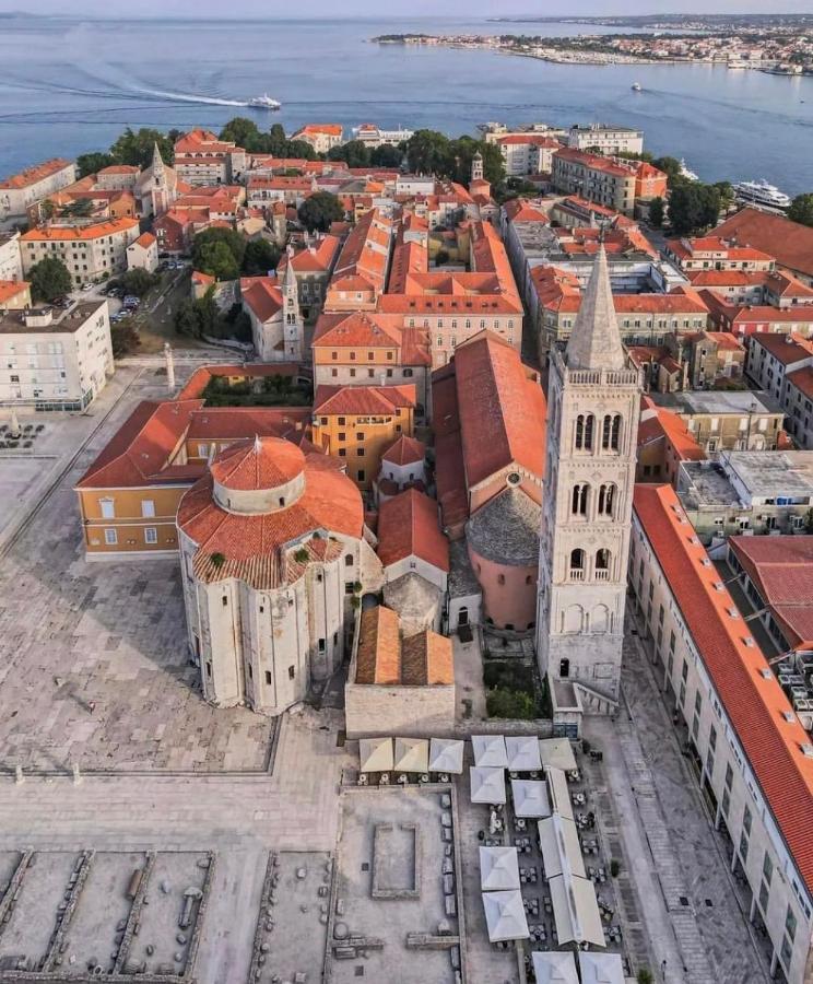 Rhapsody In Green - Luxury Villa In Zadar Crno Eksteriør billede